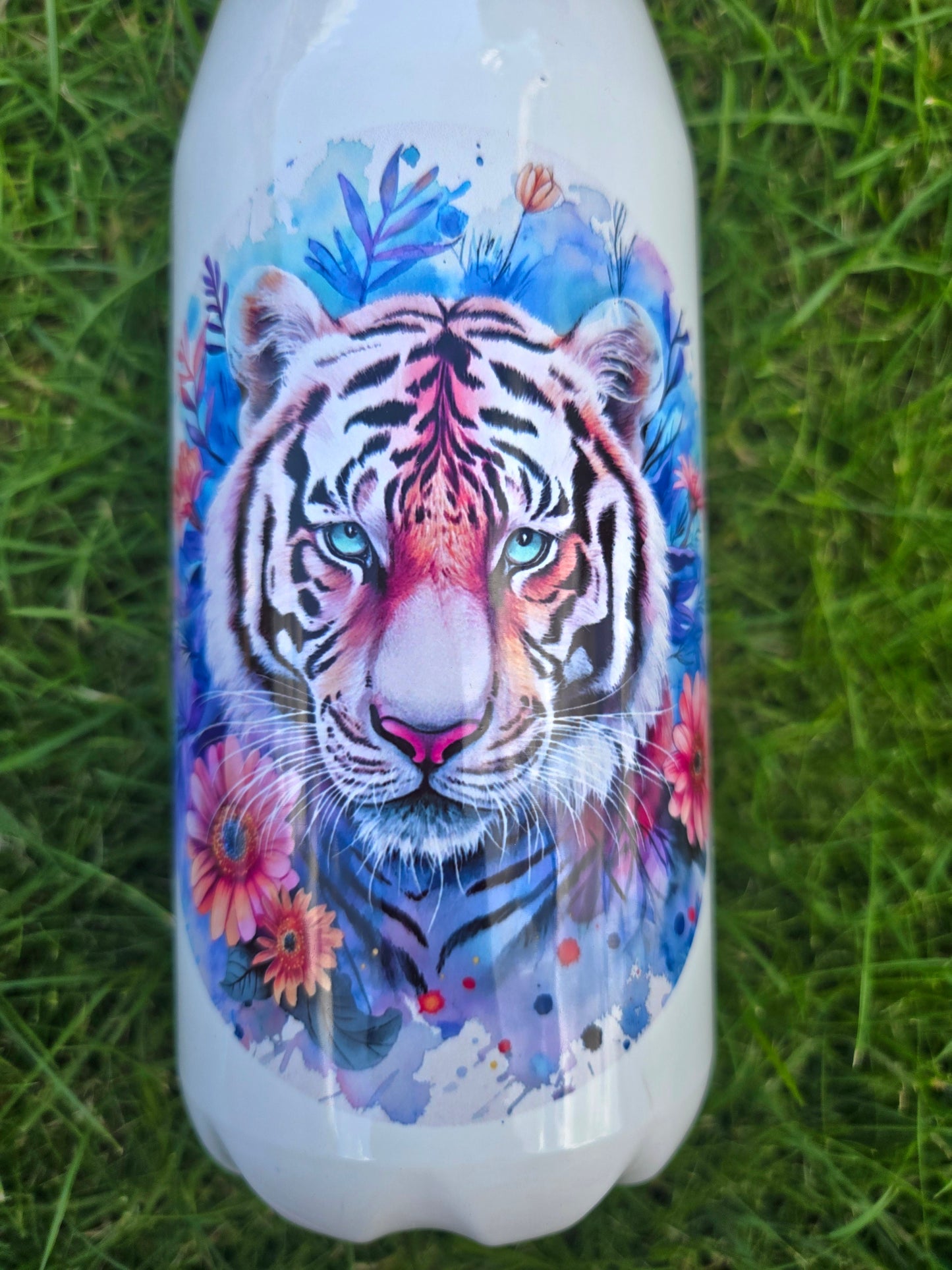 Abstract tiger 650ml aluminium bowling bottle